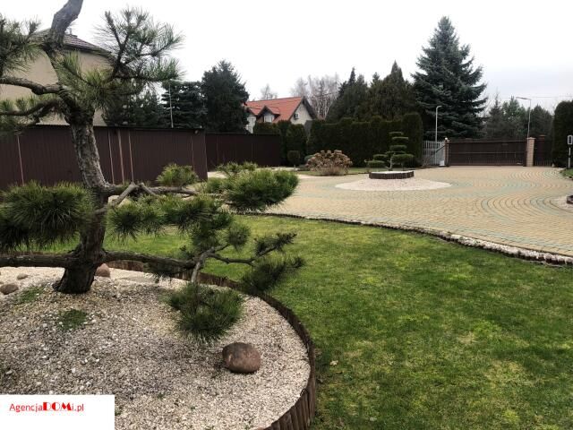 dom wolnostojący, 5 pokoi Błonie