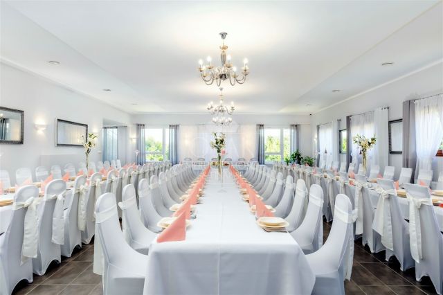 Hotel/pensjonat Świerzno. Zdjęcie 4