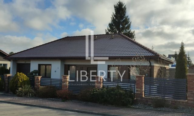 dom wolnostojący, 4 pokoje Morzyczyn. Zdjęcie 1