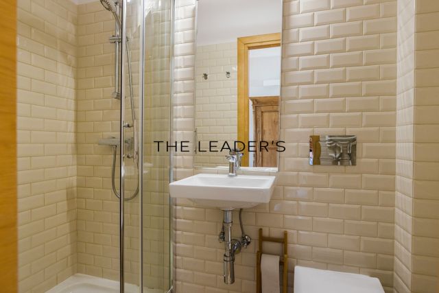 Mieszkanie 4-pokojowe Warszawa Śródmieście, ul. Świętojańska. Zdjęcie 15