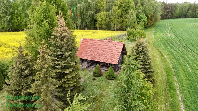 dom wolnostojący, 3 pokoje Czerniki. Zdjęcie 2