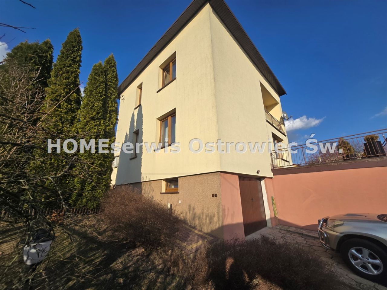 dom wolnostojący, 4 pokoje Ostrowiec Świętokrzyski Centrum, ul. Sławomira Czerwińskiego. Zdjęcie 2