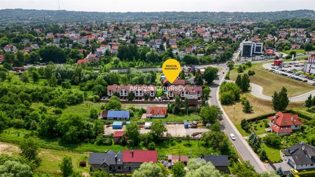 dom szeregowy, 6 pokoi Zabawa. Zdjęcie 20