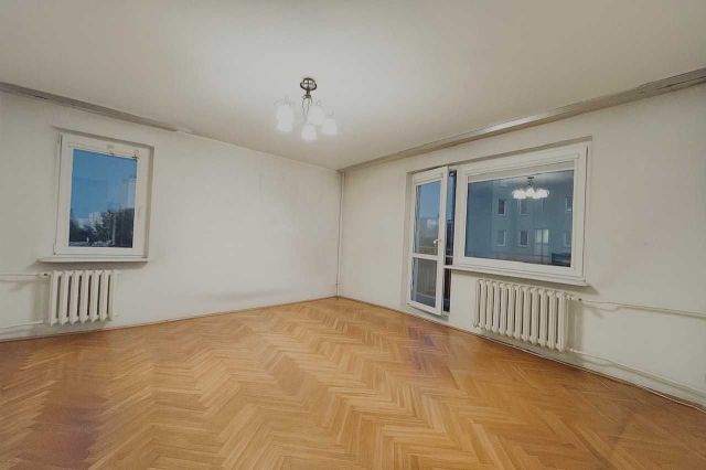 Mieszkanie 3-pokojowe Warszawa Gocław, ul. gen. Tadeusza Bora-Komorowskiego. Zdjęcie 1