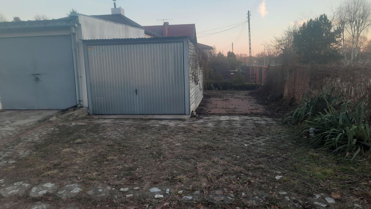 Garaż/miejsce parkingowe Ostrowiec Świętokrzyski Rosochy, ul. Słoneczna. Zdjęcie 1