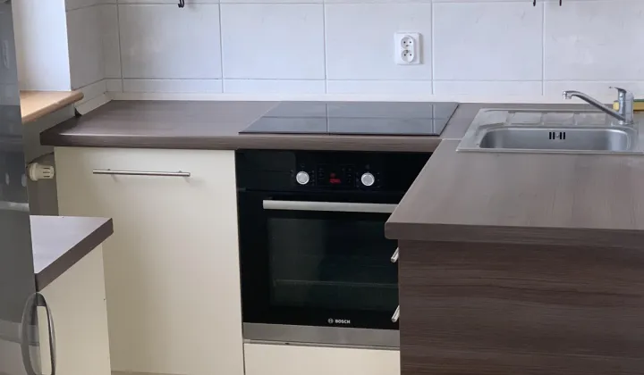 Mieszkanie 3-pokojowe Opole, Plac Teatralny