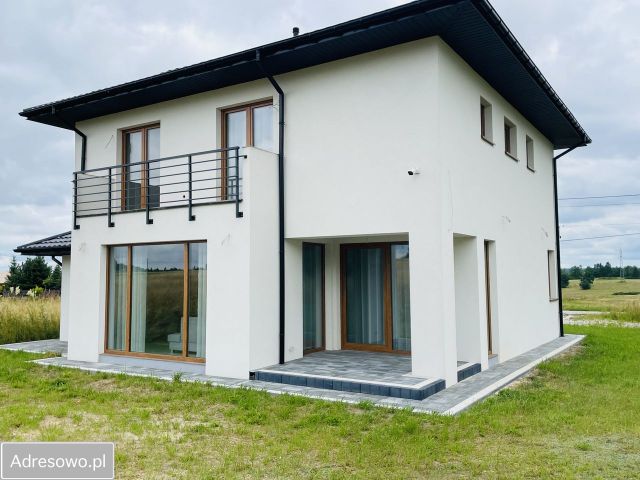 dom wolnostojący, 4 pokoje Brudzów, ul. Lipie. Zdjęcie 1
