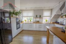 Mieszkanie 3-pokojowe Lubań Kamienna Góra, ul. Jarosława Dąbrowskiego. Zdjęcie 4