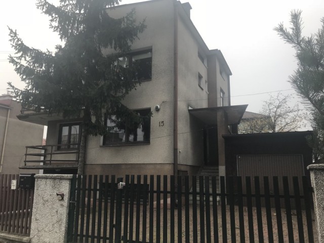 dom wolnostojący, 5 pokoi Białystok Jaroszówka, ul. gen. Stefana Grota-Roweckiego. Zdjęcie 1