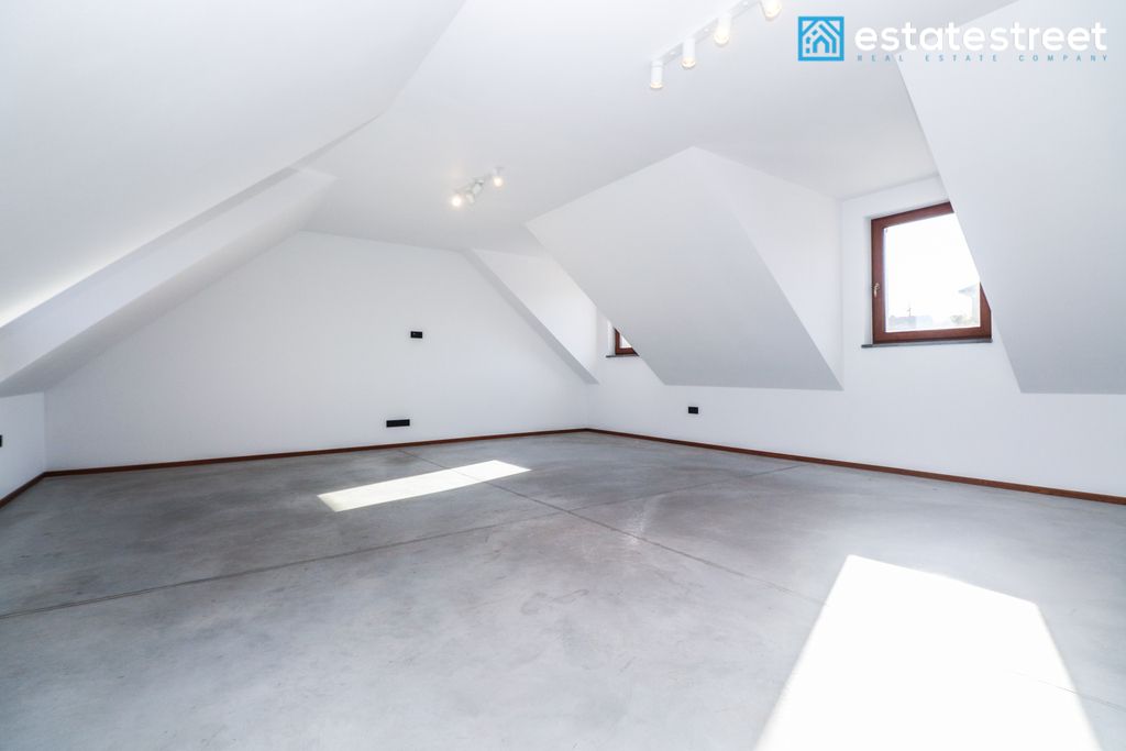 dom wolnostojący, 6 pokoi Bochnia, ul. św. Urbana. Zdjęcie 10