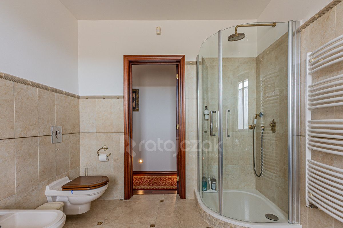 dom wolnostojący, 6 pokoi Kielno. Zdjęcie 13