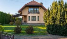 dom wolnostojący, 7 pokoi Oleśniki, Oleśniki. Zdjęcie 3