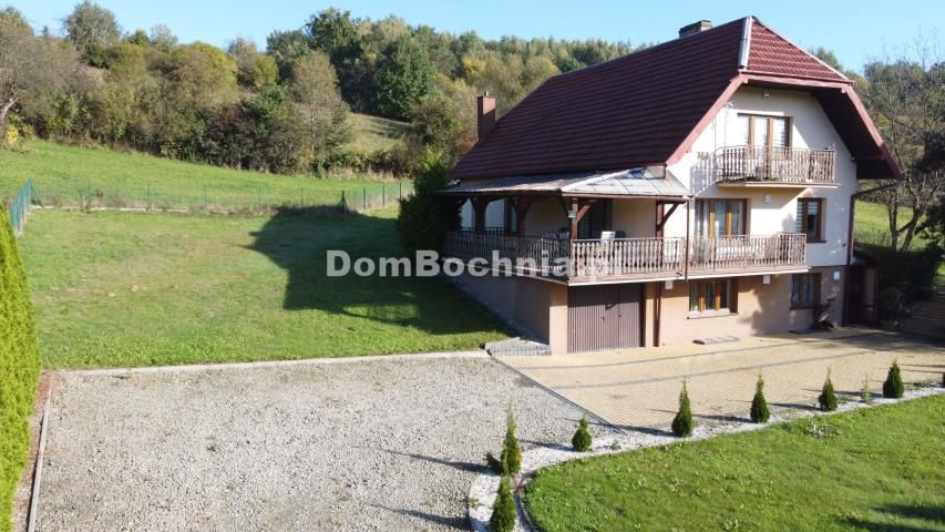 dom wolnostojący, 5 pokoi Naszacowice. Zdjęcie 1