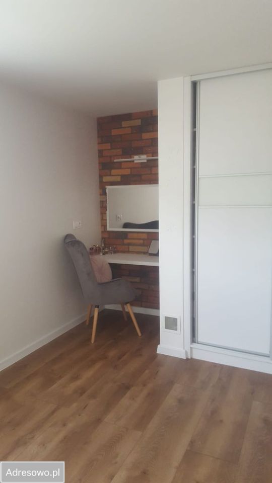 dom wolnostojący, 8 pokoi Ługów. Zdjęcie 9