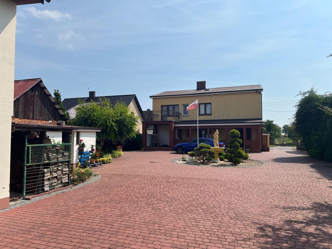 dom wolnostojący, 7 pokoi Brzesko. Zdjęcie 2