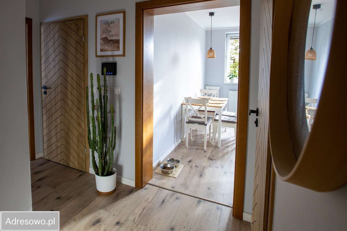 dom wolnostojący, 5 pokoi Nowa Wieś Ełcka, ul. kard. Stefana Wyszyńskiego. Zdjęcie 6