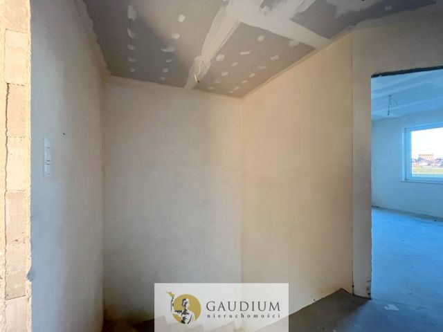 bliźniak, 4 pokoje Nicponia. Zdjęcie 15