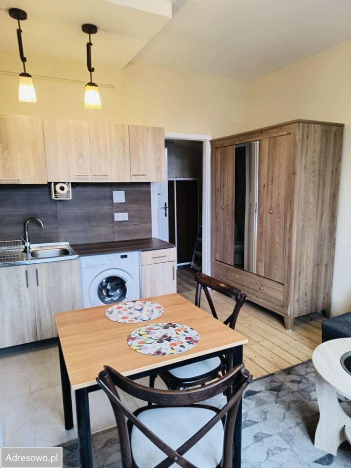 Mieszkanie 1-pokojowe Kraków Podgórze, ul. Radosna. Zdjęcie 2