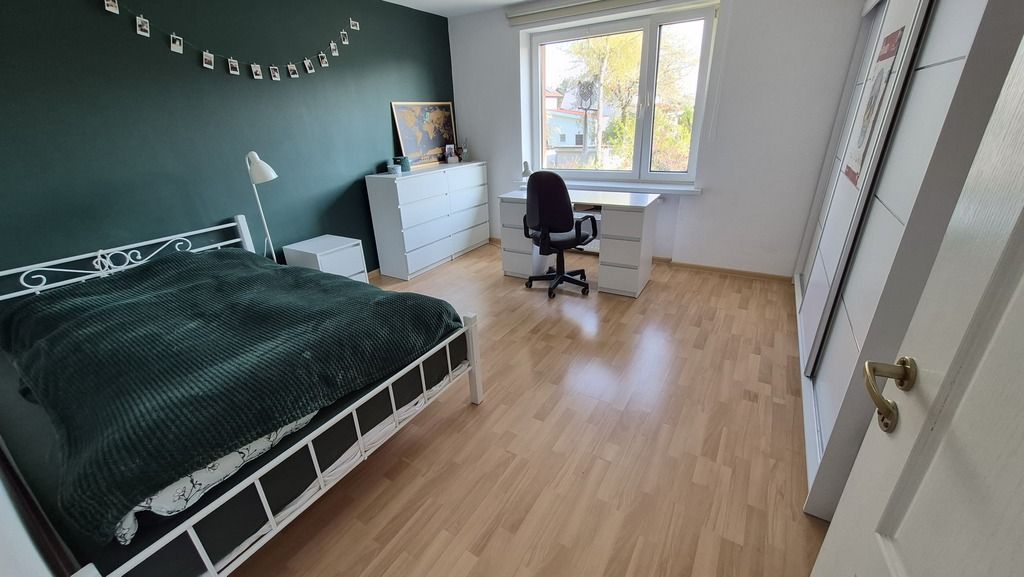 dom wolnostojący, 8 pokoi Opole Winów, pl. Róż. Zdjęcie 10