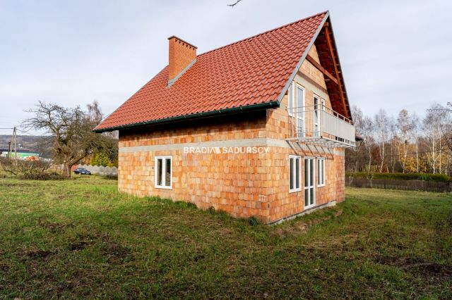 dom wolnostojący, 5 pokoi Krzeszowice, ul. Żbicka. Zdjęcie 2