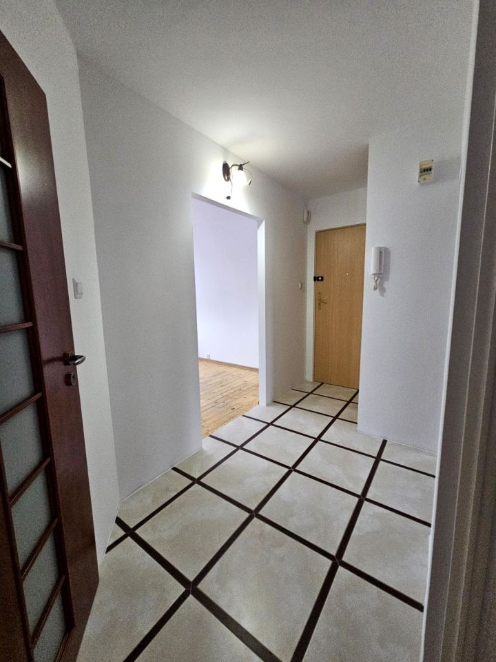 Mieszkanie 3-pokojowe Ostrołęka Centrum, ul. gen. Józefa Hallera. Zdjęcie 2