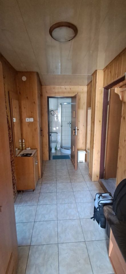 dom wolnostojący, 3 pokoje Cisiec. Zdjęcie 6