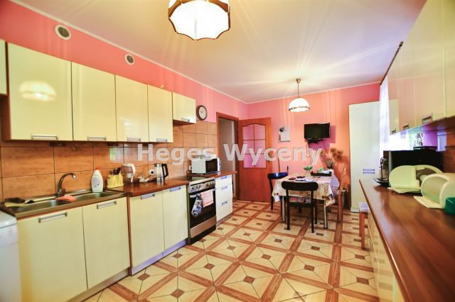 dom wolnostojący, 3 pokoje Czernica. Zdjęcie 14