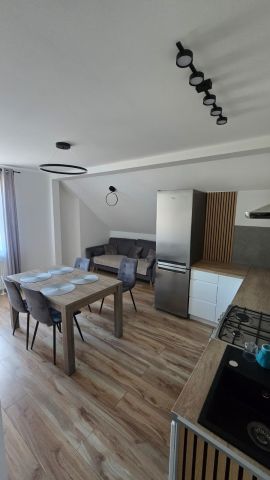 Mieszkanie 3-pokojowe Miłkowice. Zdjęcie 1