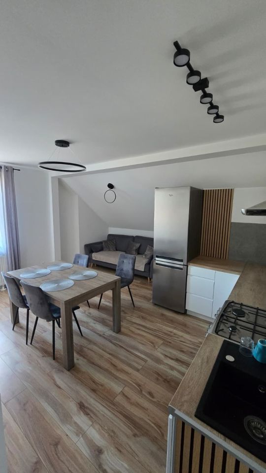 Mieszkanie 3-pokojowe Miłkowice. Zdjęcie 1