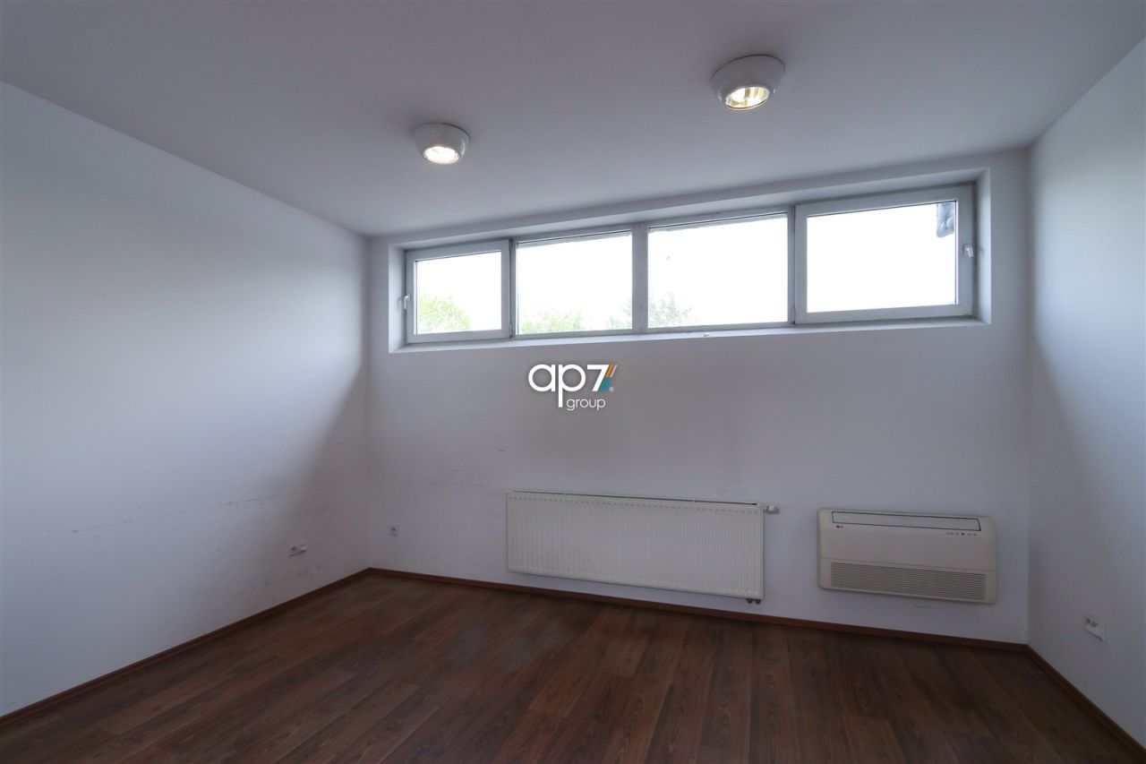 Lokal Kraków Nowa Huta, ul. Kocmyrzowska. Zdjęcie 7