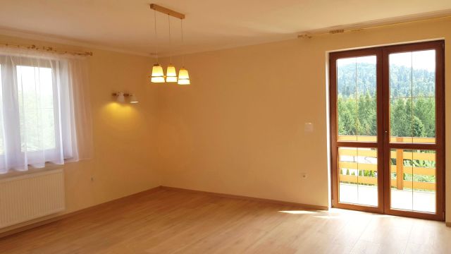 dom wolnostojący, 5 pokoi Lesko, ul. Słoneczna. Zdjęcie 18