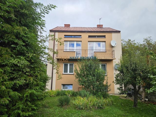 dom wolnostojący, 5 pokoi Słomniki, ul. Krakowska. Zdjęcie 1