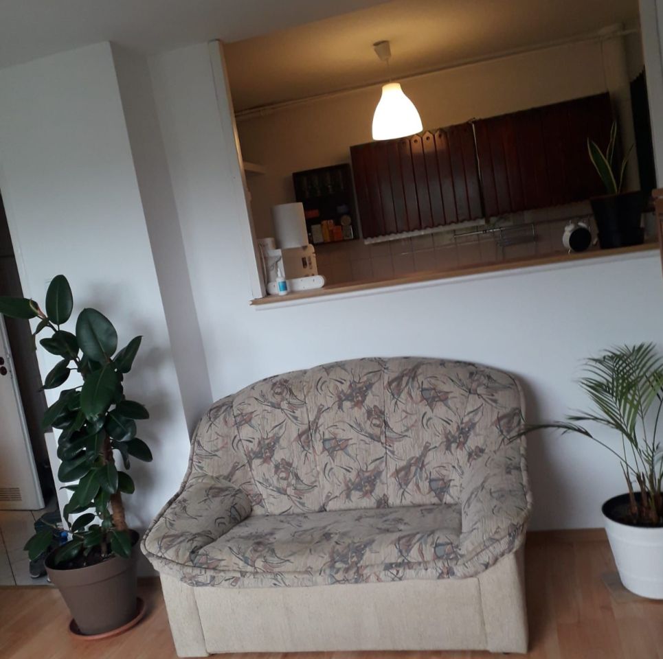 Mieszkanie 2-pokojowe Prudnik, ul. Kardynała Stefana Wyszyńskiego. Zdjęcie 2