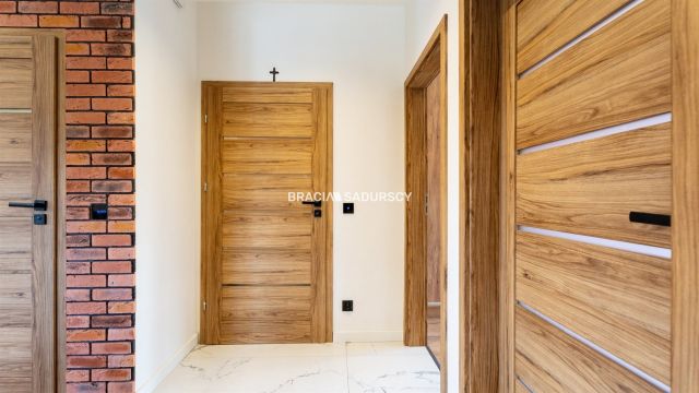 Mieszkanie 4-pokojowe Węgrzce Wielkie. Zdjęcie 14