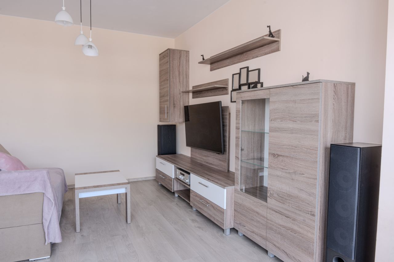 Mieszkanie 3-pokojowe Kraków Dębniki, ul. Czerwone Maki. Zdjęcie 3