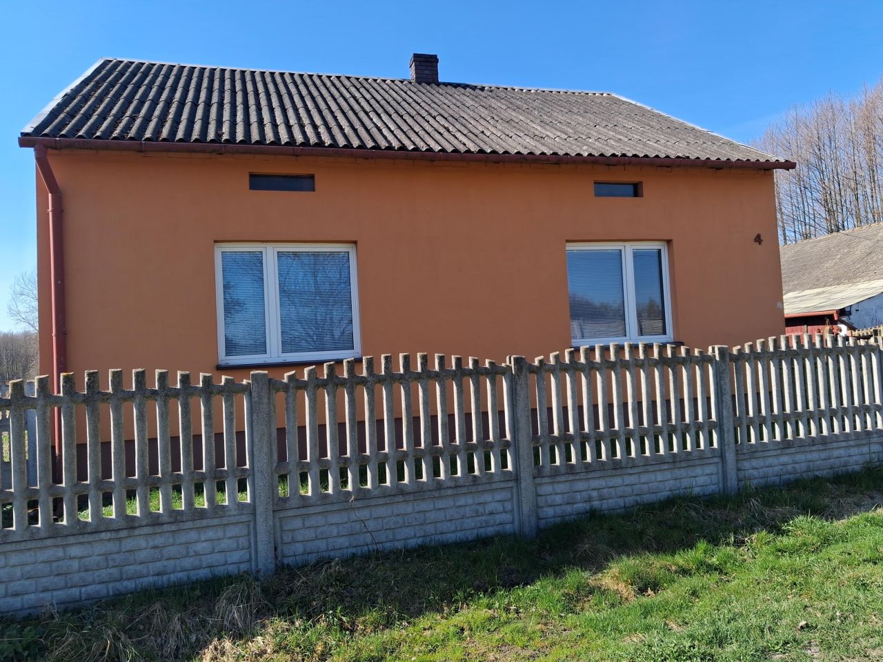 dom wolnostojący, 3 pokoje Pławidła. Zdjęcie 1