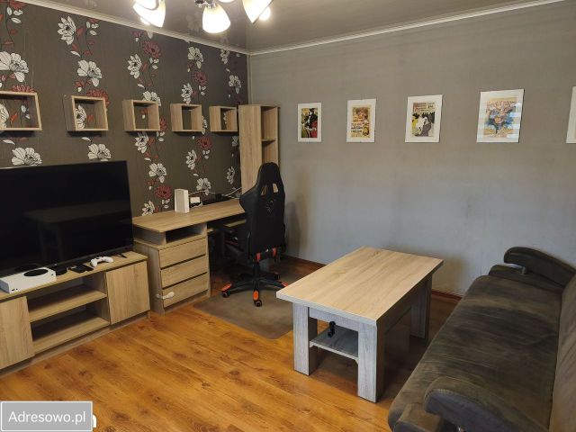 dom wolnostojący, 4 pokoje Tarnowskie Góry, ul. Radzionkowska. Zdjęcie 1