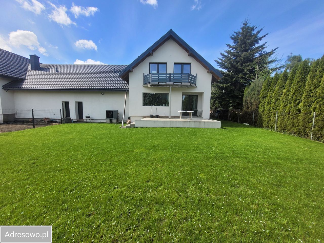 dom wolnostojący, 5 pokoi Łysomice, ul. Wierzbowa. Zdjęcie 1