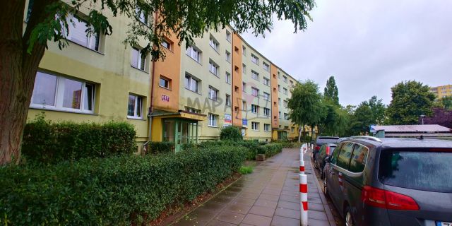 Mieszkanie 4-pokojowe Szczecin, ul. Lucjana Rydla. Zdjęcie 1