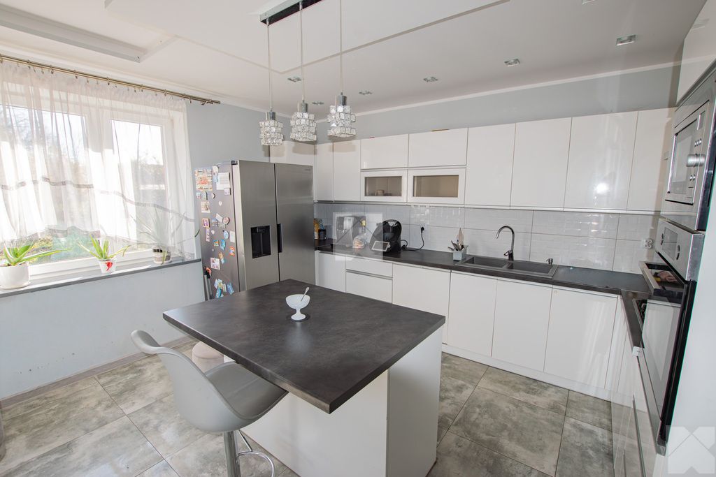 dom wolnostojący, 5 pokoi Skolin. Zdjęcie 6