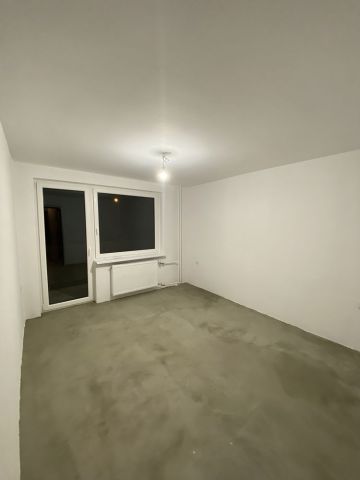 Mieszkanie 3-pokojowe Świniary Wielkie. Zdjęcie 1