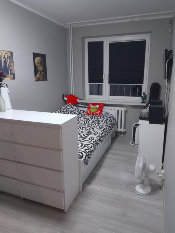 Mieszkanie 3-pokojowe Nowy Dwór Mazowiecki Osiedle Młodych, ul. Młodzieżowa. Zdjęcie 4