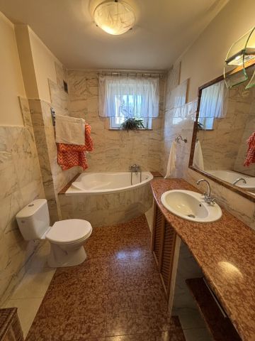 dom wolnostojący, 6 pokoi Mszczonów, ul. Grunwaldu. Zdjęcie 14