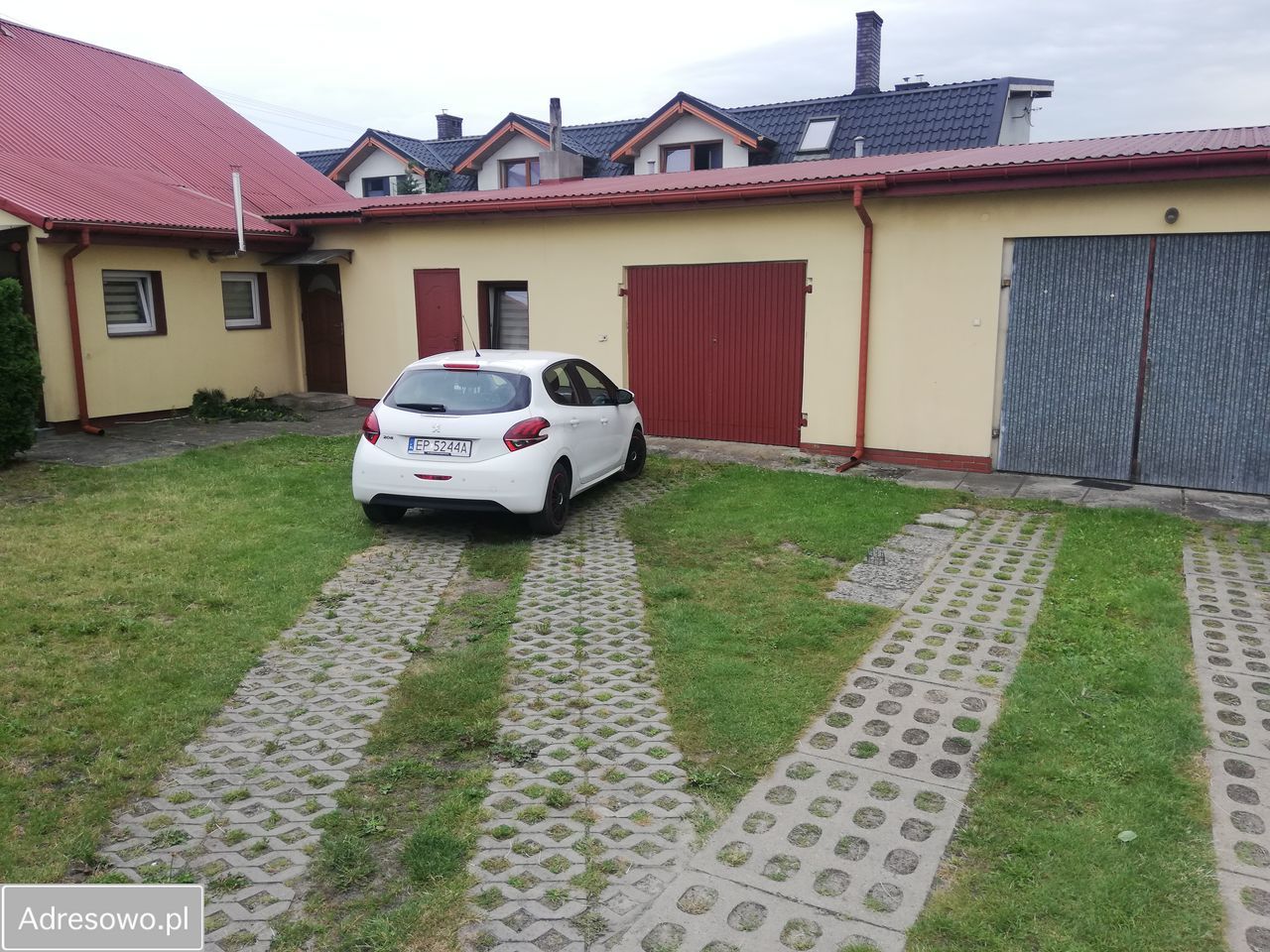 dom wolnostojący, 2 pokoje Wola Krzysztoporska. Zdjęcie 2