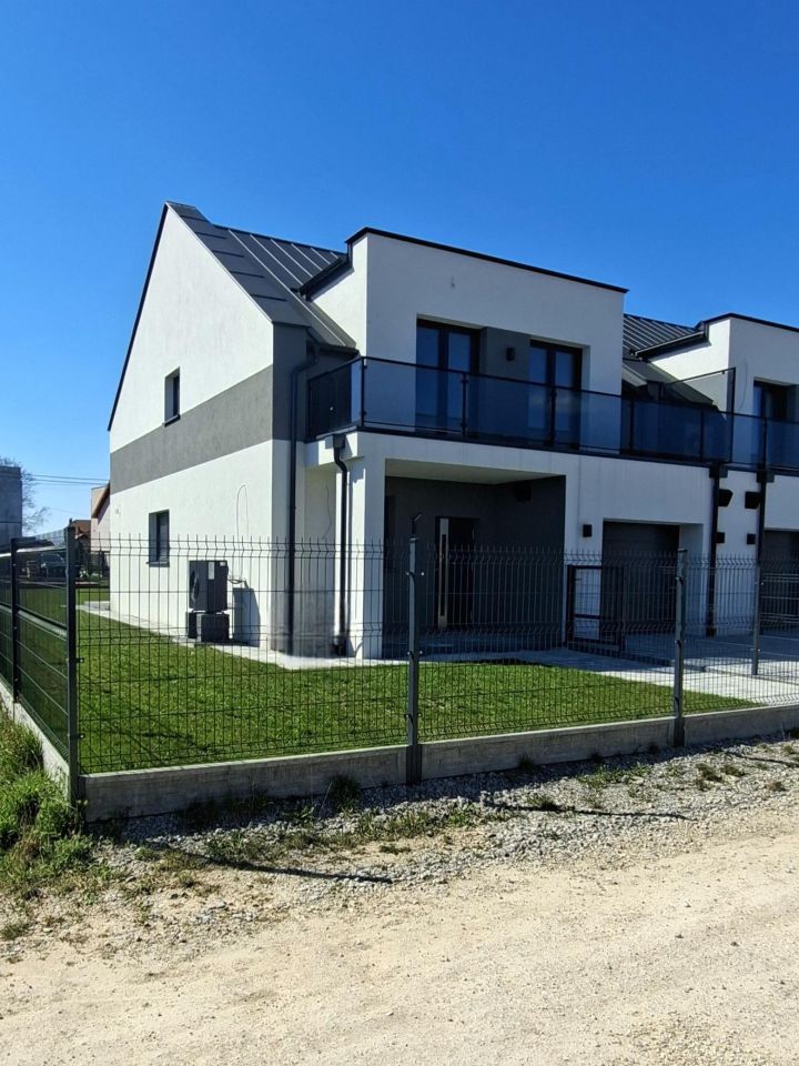 bliźniak, 4 pokoje Strawczyn, ul. Stefana Żeromskiego. Zdjęcie 15