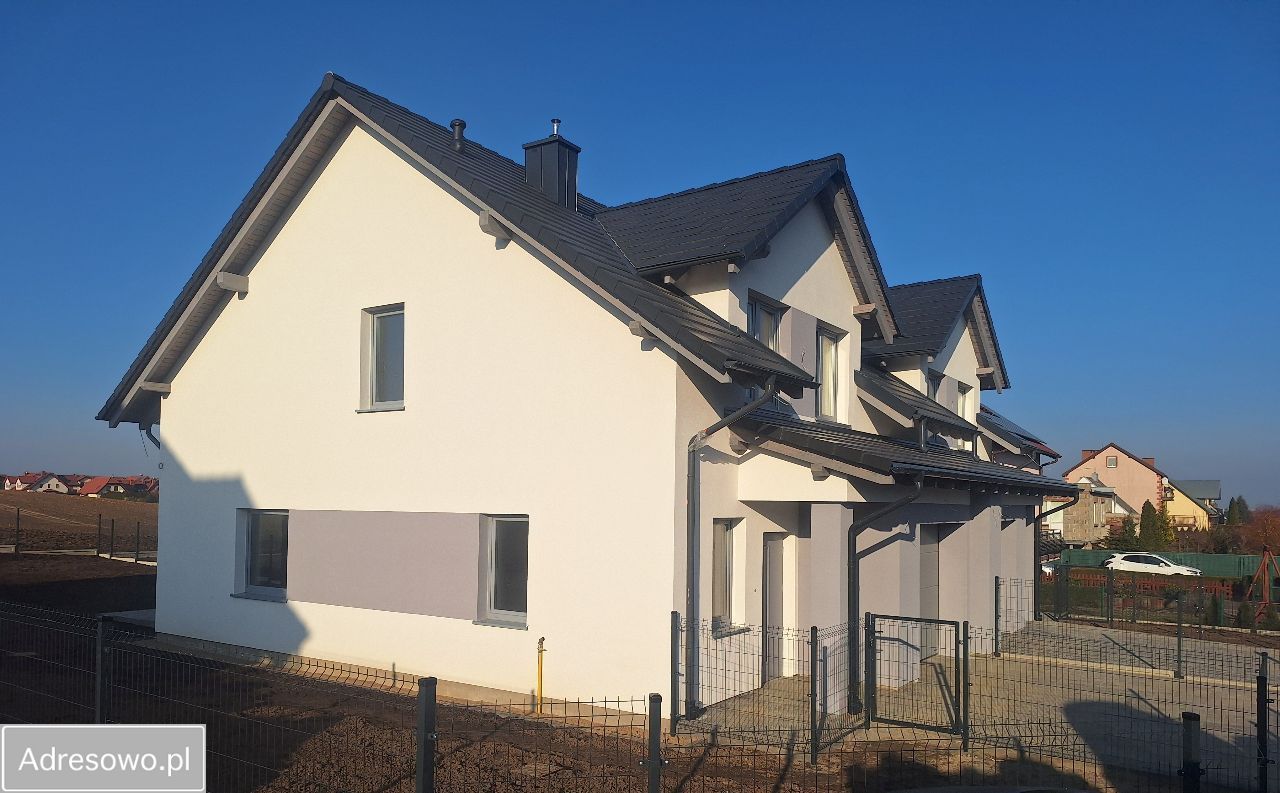 bliźniak, 5 pokoi Banino, ul. Księżycowa. Zdjęcie 2