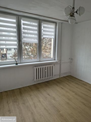 Mieszkanie 3-pokojowe Tarnowskie Góry Osada Jana, ul. Słoneczników. Zdjęcie 1