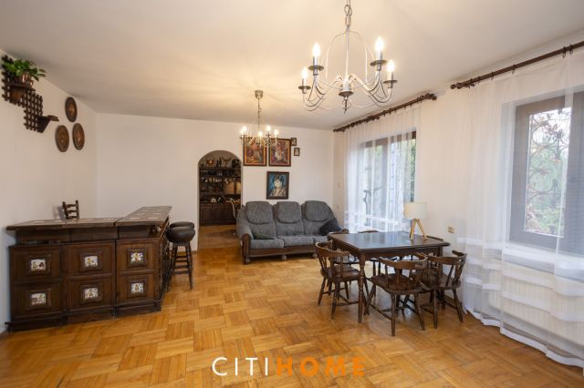 dom wolnostojący, 6 pokoi Łomianki. Zdjęcie 3