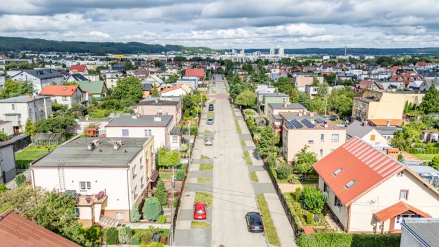 dom wolnostojący, 5 pokoi Rumia, ul. Marii Konopnickiej. Zdjęcie 3