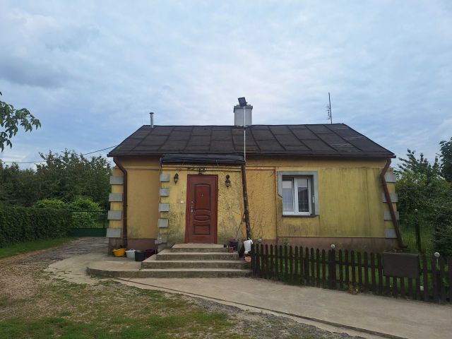 dom wolnostojący Goszczyn, ul. Piekarska. Zdjęcie 1